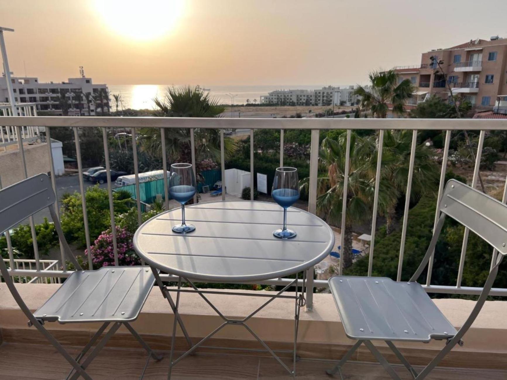 H&O Diamond Complex Sea View Apartment Paphos Ngoại thất bức ảnh